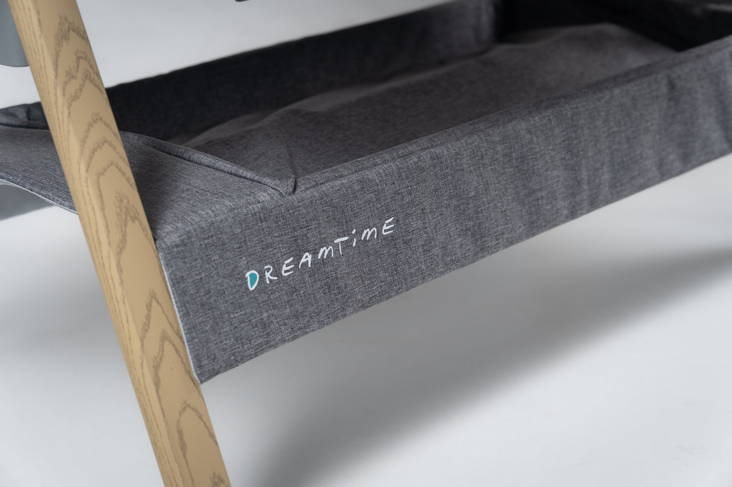 Dreamtime Sleeper – Charcoal