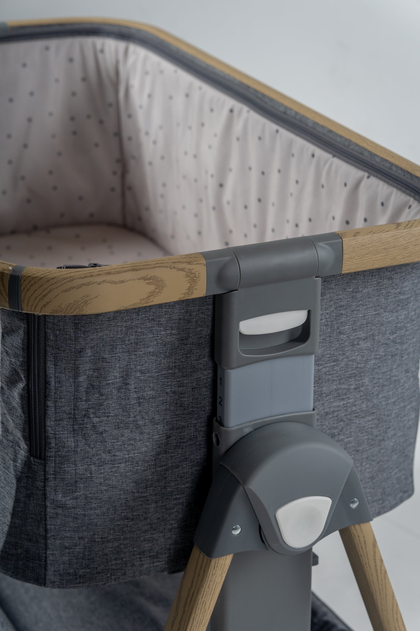 Dreamtime Sleeper – Charcoal
