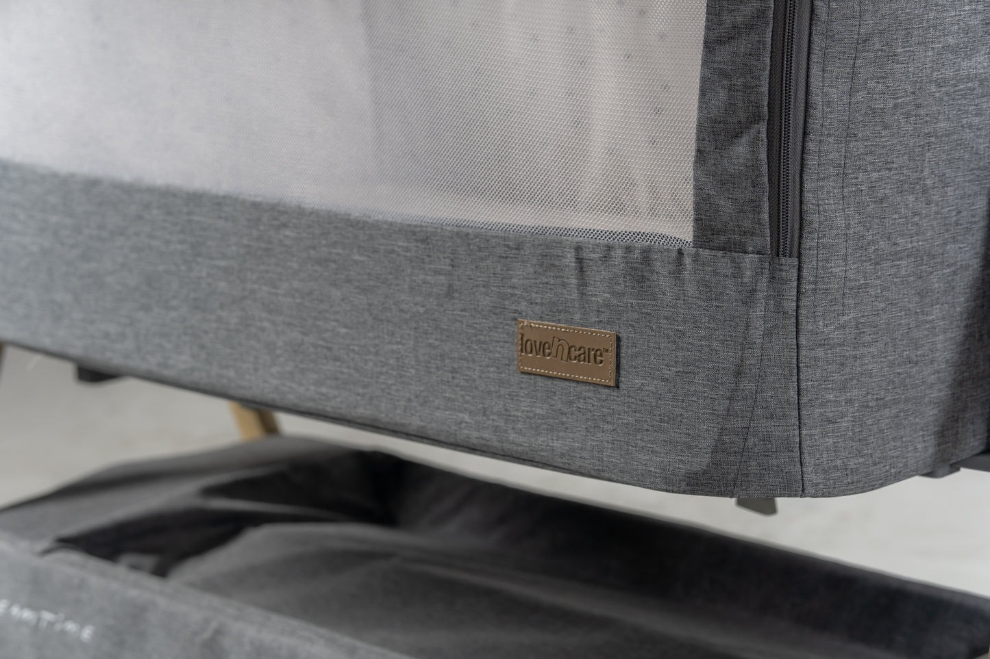 Dreamtime Sleeper – Charcoal